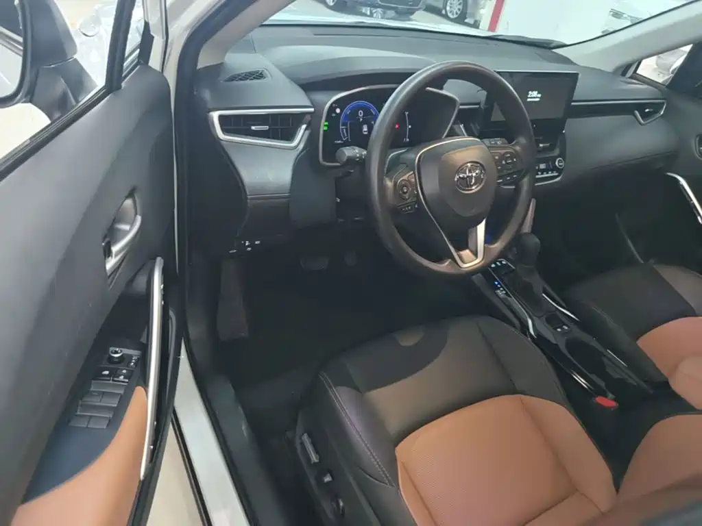 Toyota Frontlander 2025 2024 2.0L Smart Hybrid Dual Engine Sport Edition