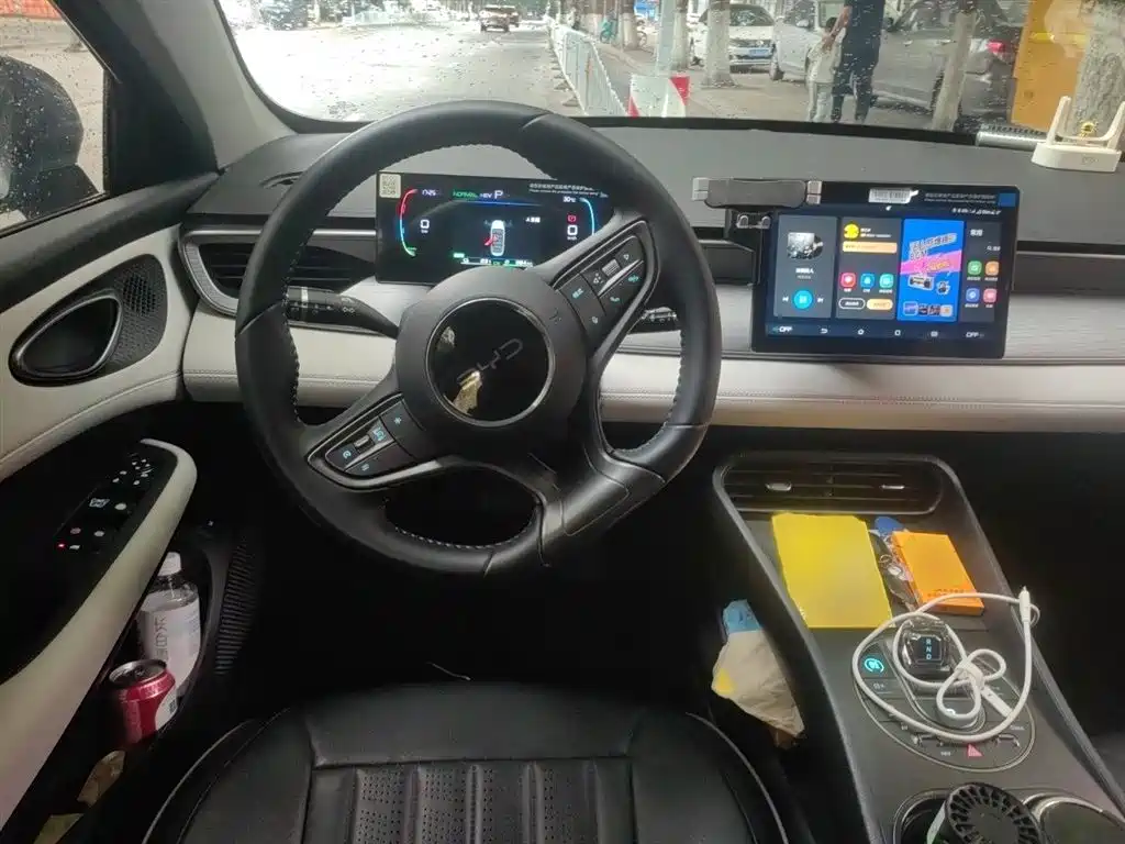 BYD Hai Bao 05 DM-i 2025 DM-i Smart Drive Edition 55KM Luxury фото 3