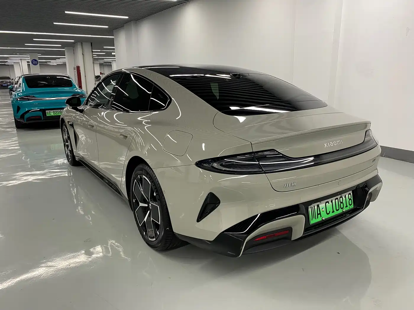 XIAOMI CAR XIAOMI SU7