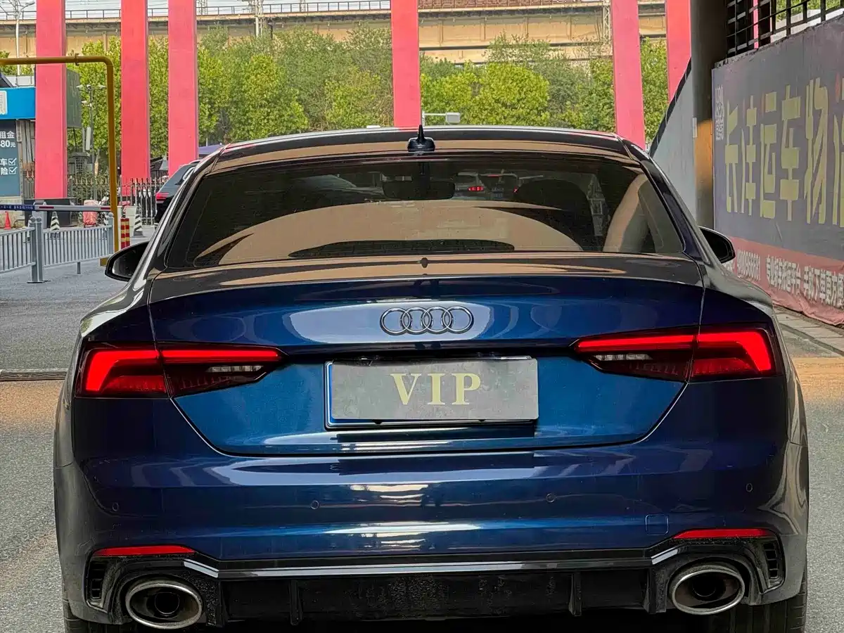 Фото 5 - Audi A5 (Import)