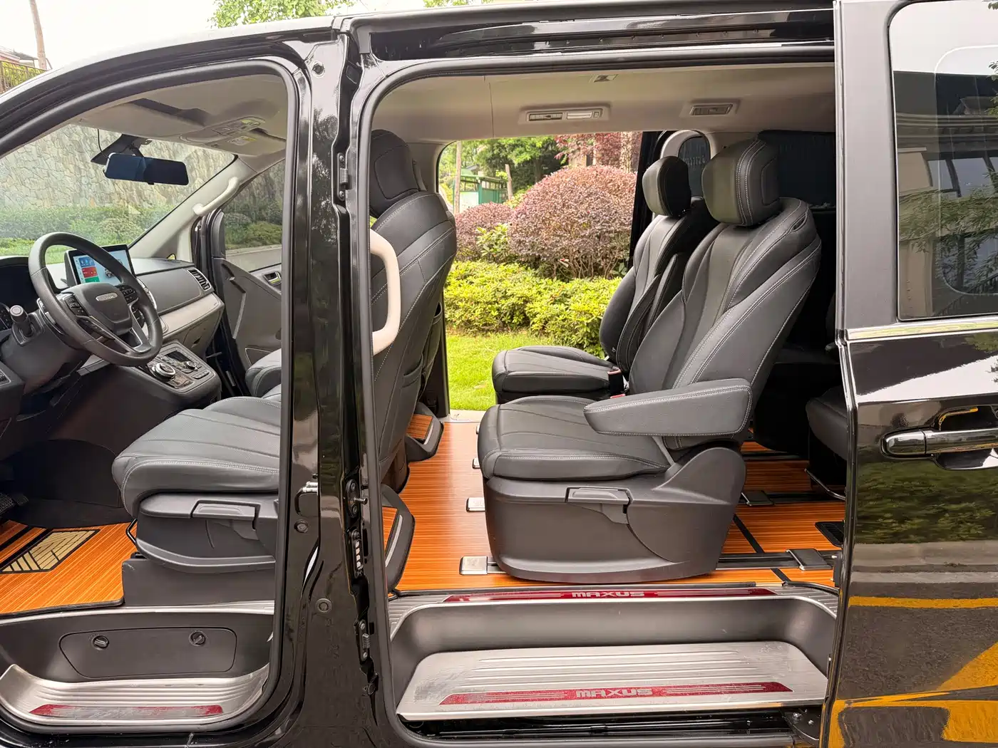 SAIC Maxus Maxus G20 2023 Facelift ES 2.0T Gasoline Automatic Value Edition фото 10