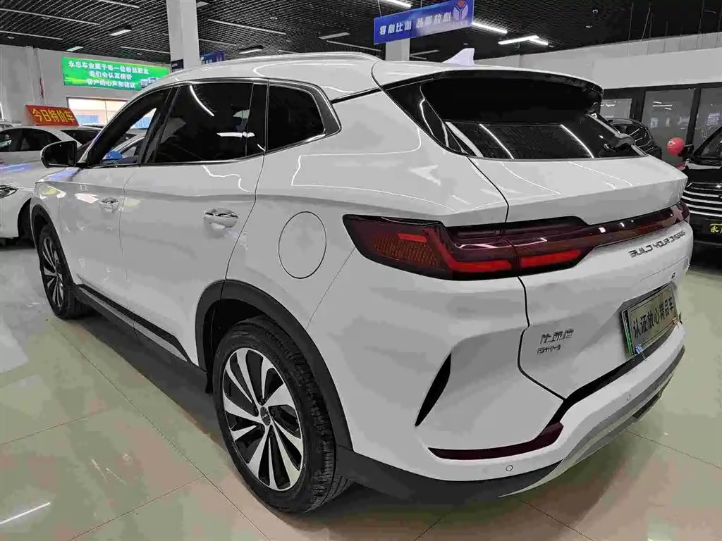 BYD Song PLUS PHEV 2024 Glory Edition DM-i 110km Flagship фото 6