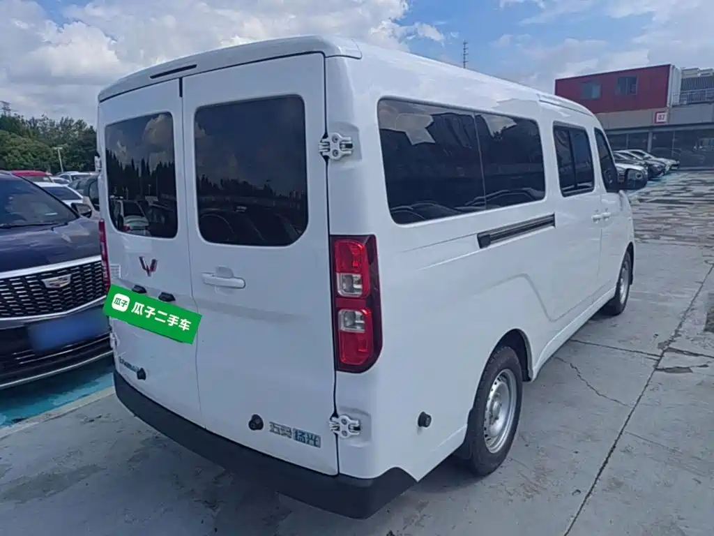 Wuling Motors Wuling Yangguang 2025 2025 400km Bus Comfort Edition