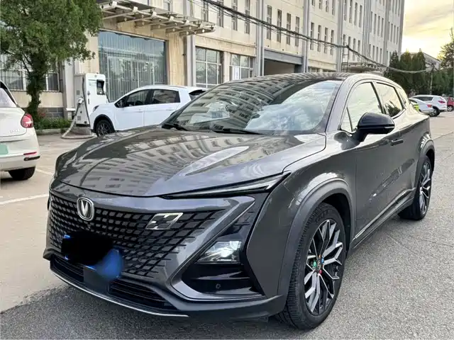 Changan UNI-T 1.5T, Премиум