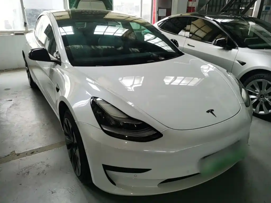 Фото 4 - Tesla Model 3 (Import)