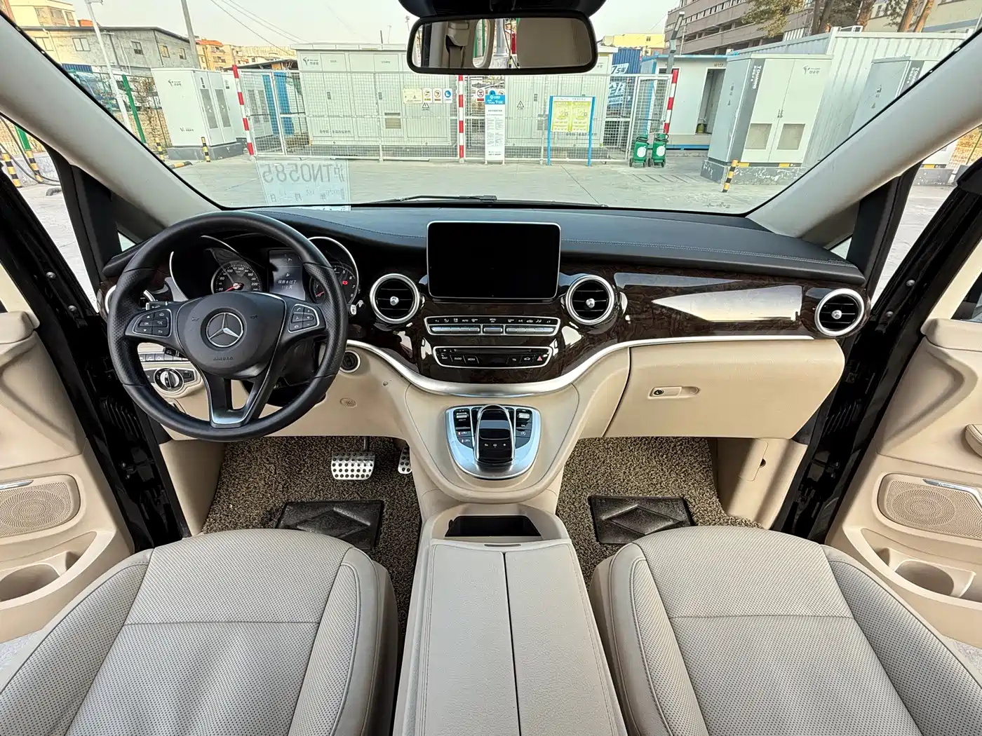 Mercedes-Benz V-Class 2016 V 260 L Premium Long фото 6
