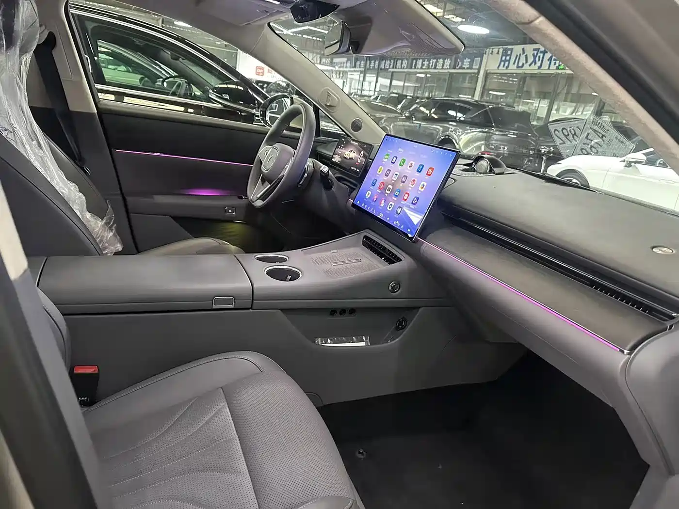 Voyah Auto VOYAH Zhuiguang L 2026 2025 Mid-configuration Model