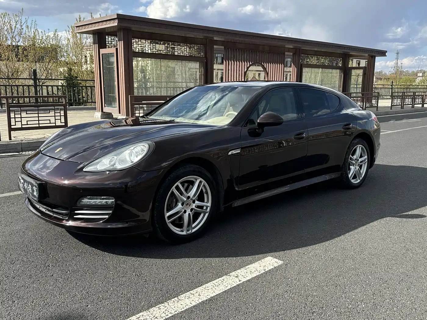Porsche Panamera 2010 Panamera 4 3.6L