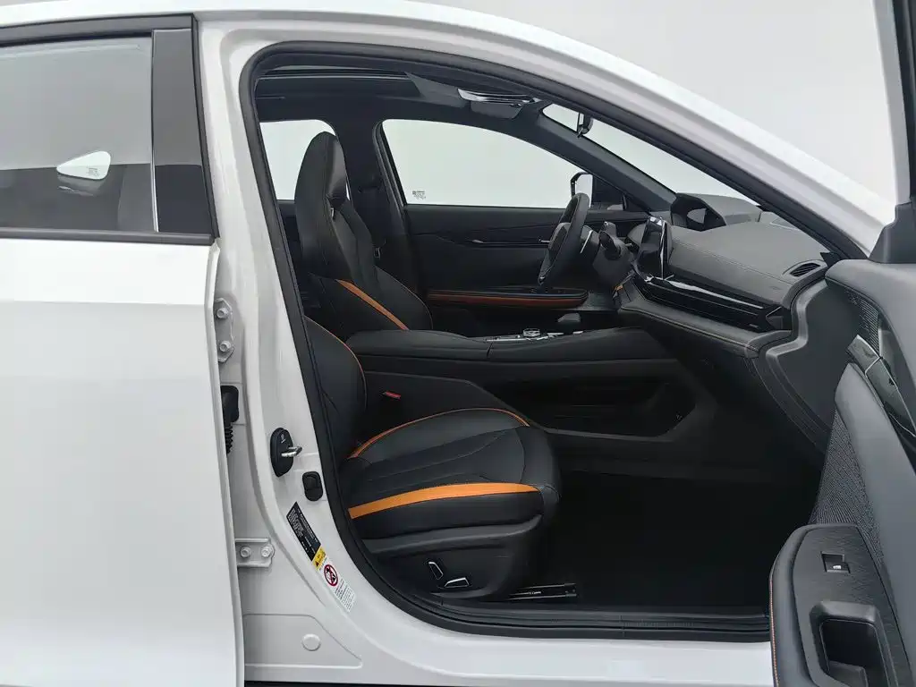 Changan UNI-V 2025 2025 1.5T 500Bar High Performance Edition