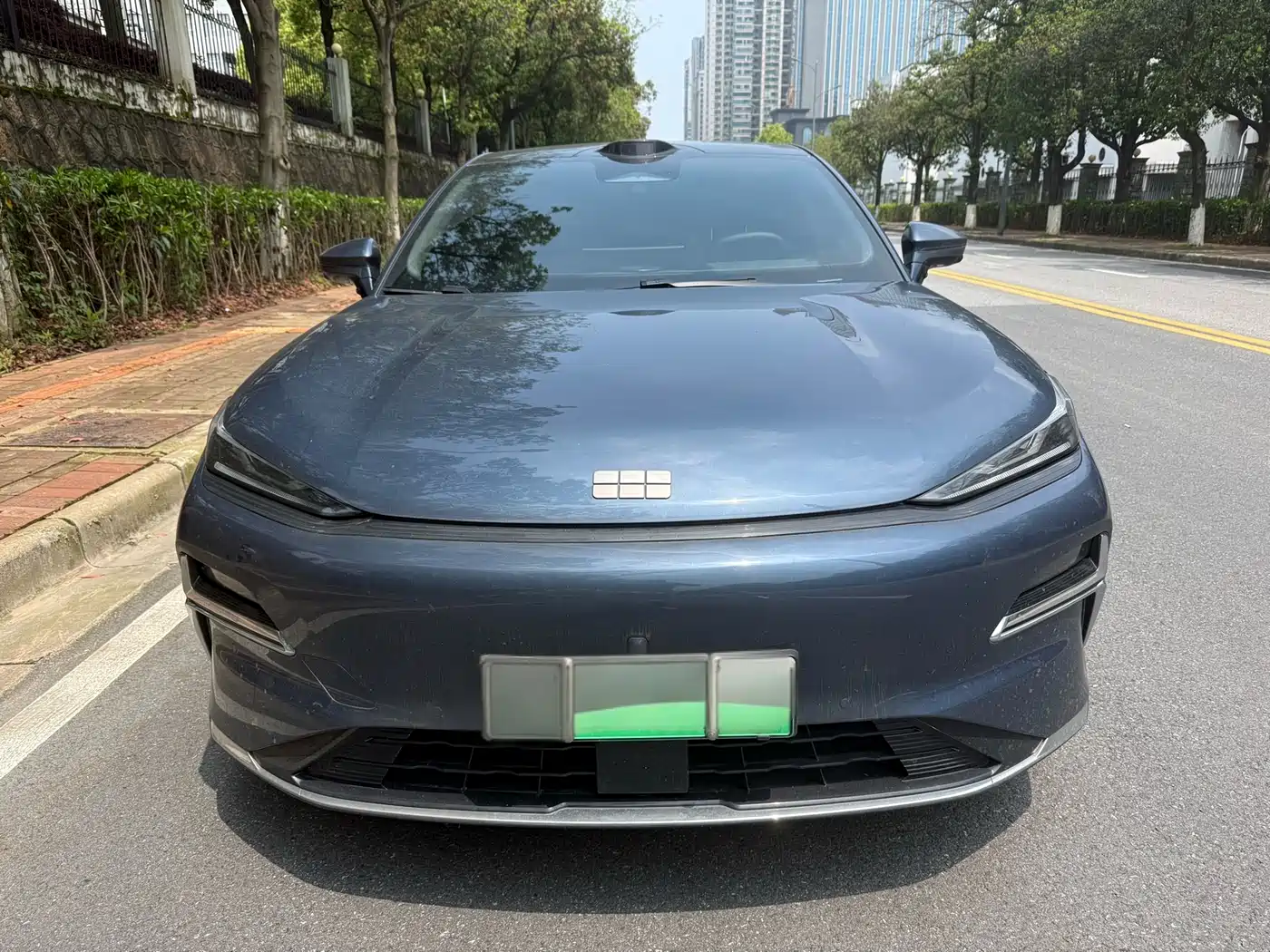 Geely Galaxy Galaxy Xingyao 8 2025 Model 60km EM-i Luxury Edition фото 2