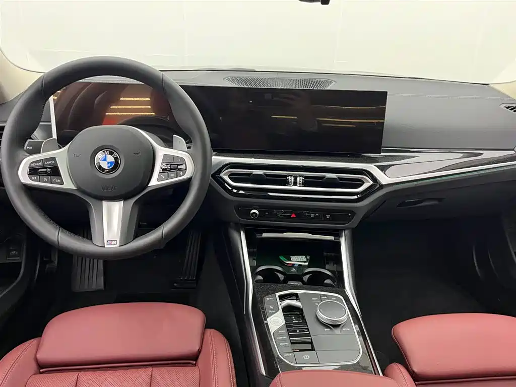 BMW 3 Series 2024 325Li M Sport Package фото 8