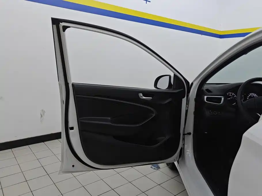 Hyundai Verna 2021 2020 1.4L Manual GL Renewal Edition