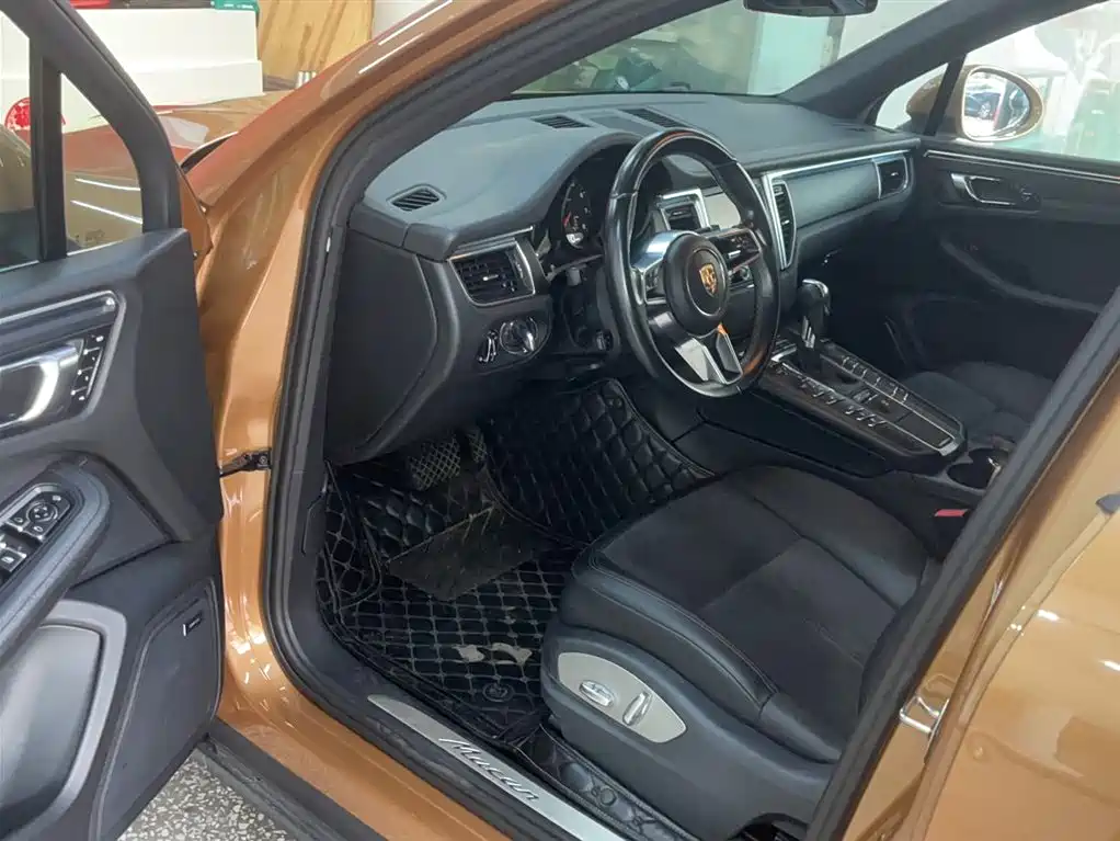 Porsche Macan 2014 Macan 2.0T фото 13