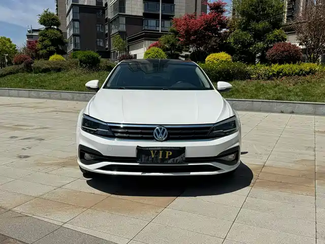 VOLKSWAGEN LINGDU