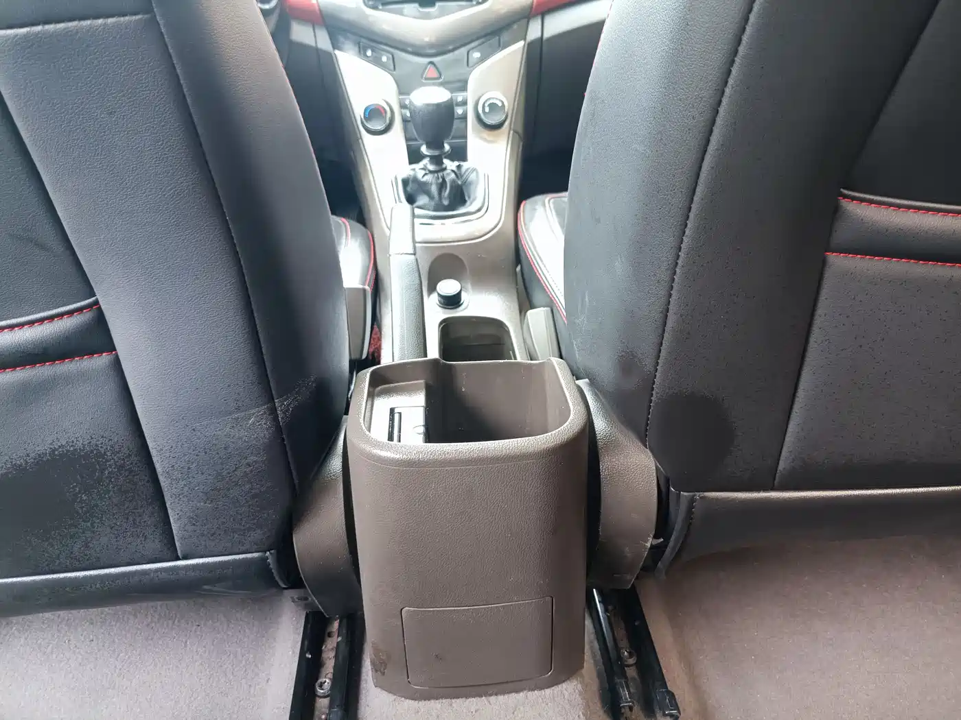Chevrolet Cruze 2015 1.5L Classic SE MT фото 30