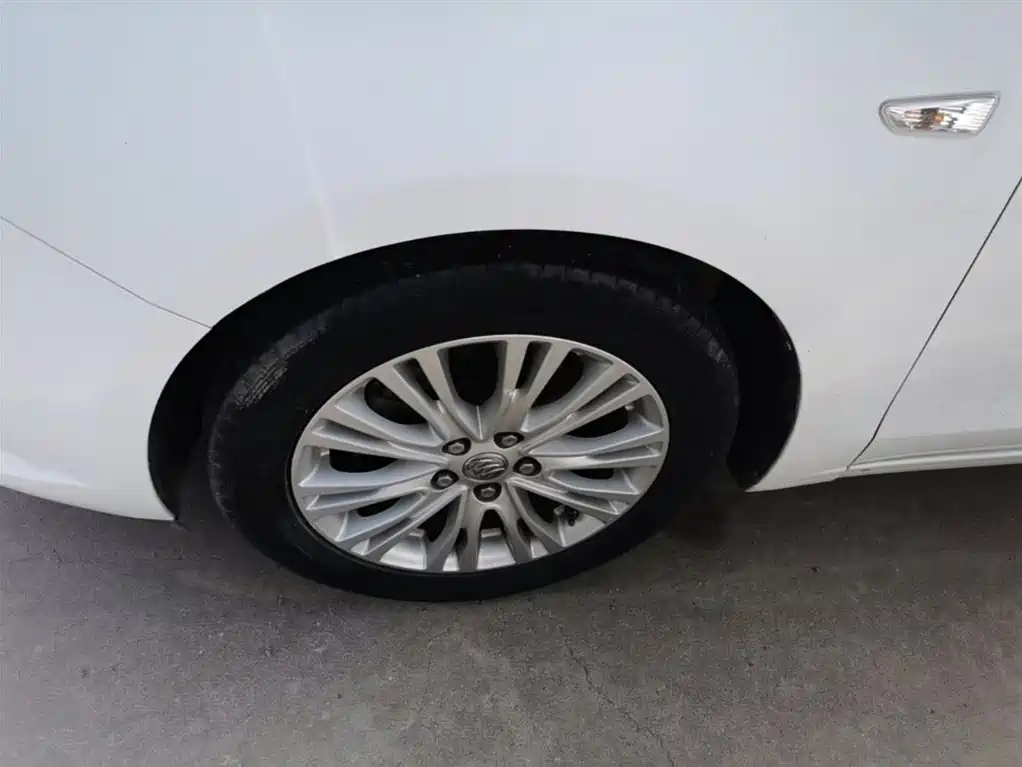 Buick Excelle 2017 15N Automatic Elite фото 23