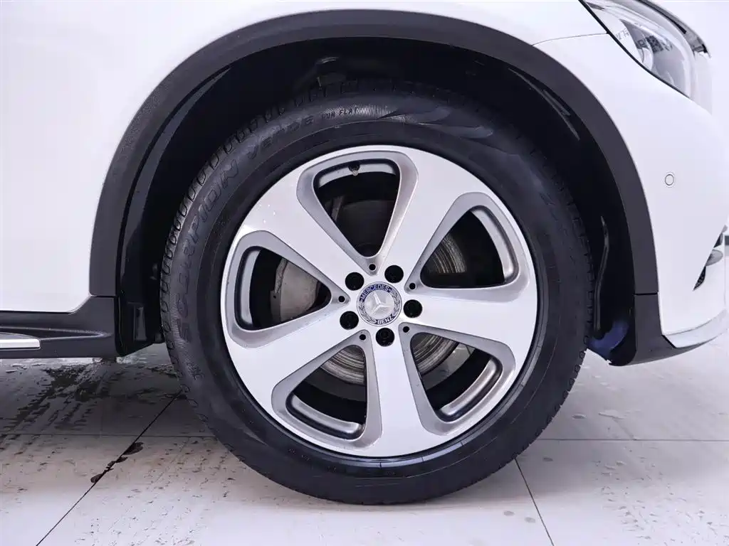 Mercedes-Benz GLC 2017 GLC 300 4MATIC Dynamic фото 6