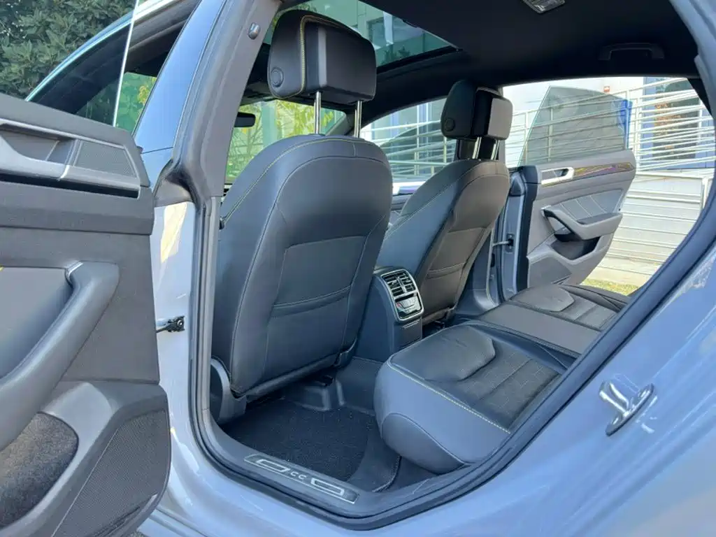 Volkswagen FAW-Volkswagen CC 2024 2024 380TSI Eye-catching Public Sharing Edition
