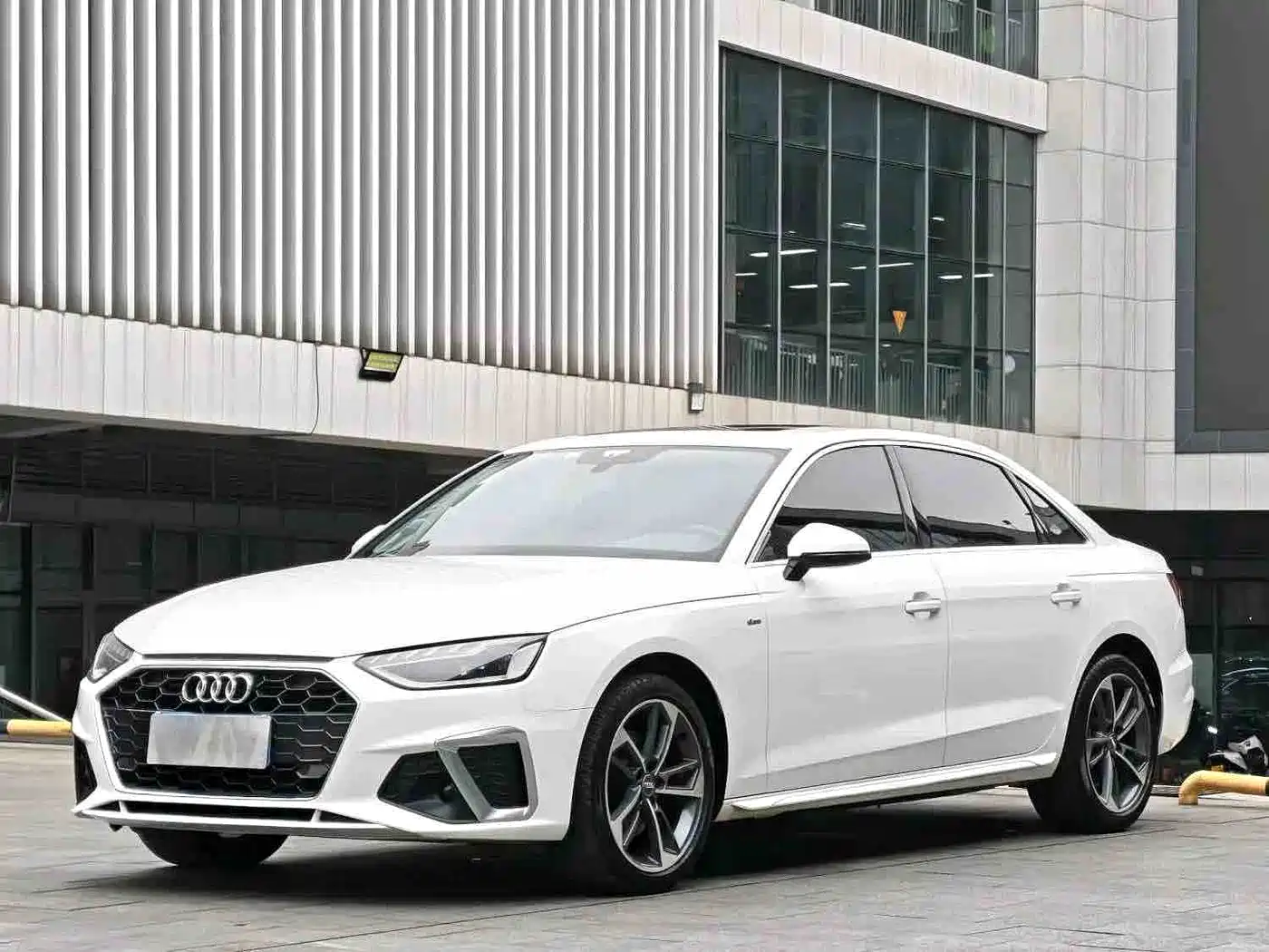 Audi A4L 2020 40 TFSI Fashion Dynamic Edition
