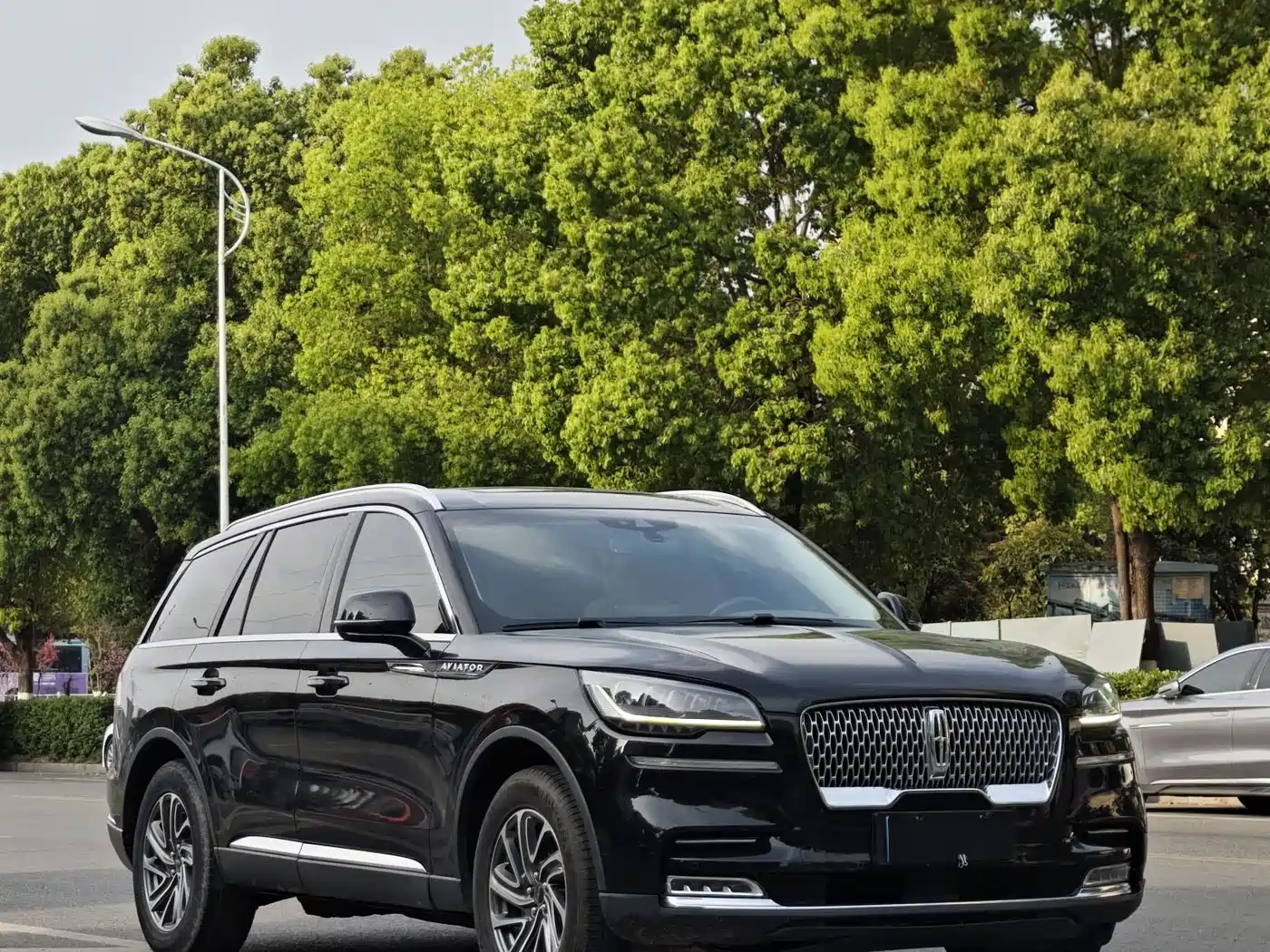 Lincoln Aviator (Import) 2020 2020 3.0T V6 AWD Premium Edition