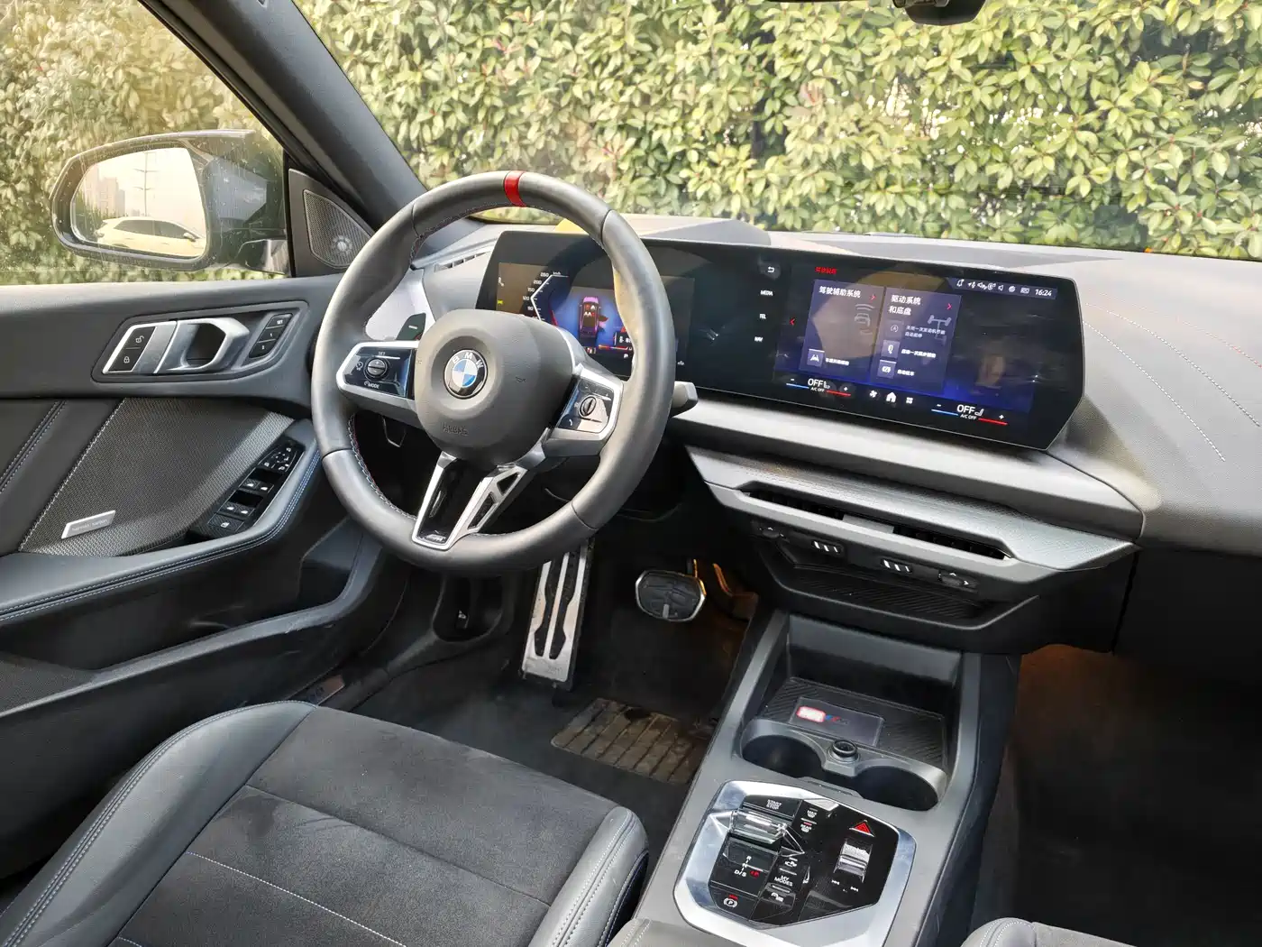 BMW M235L 2025 M235L фото 14