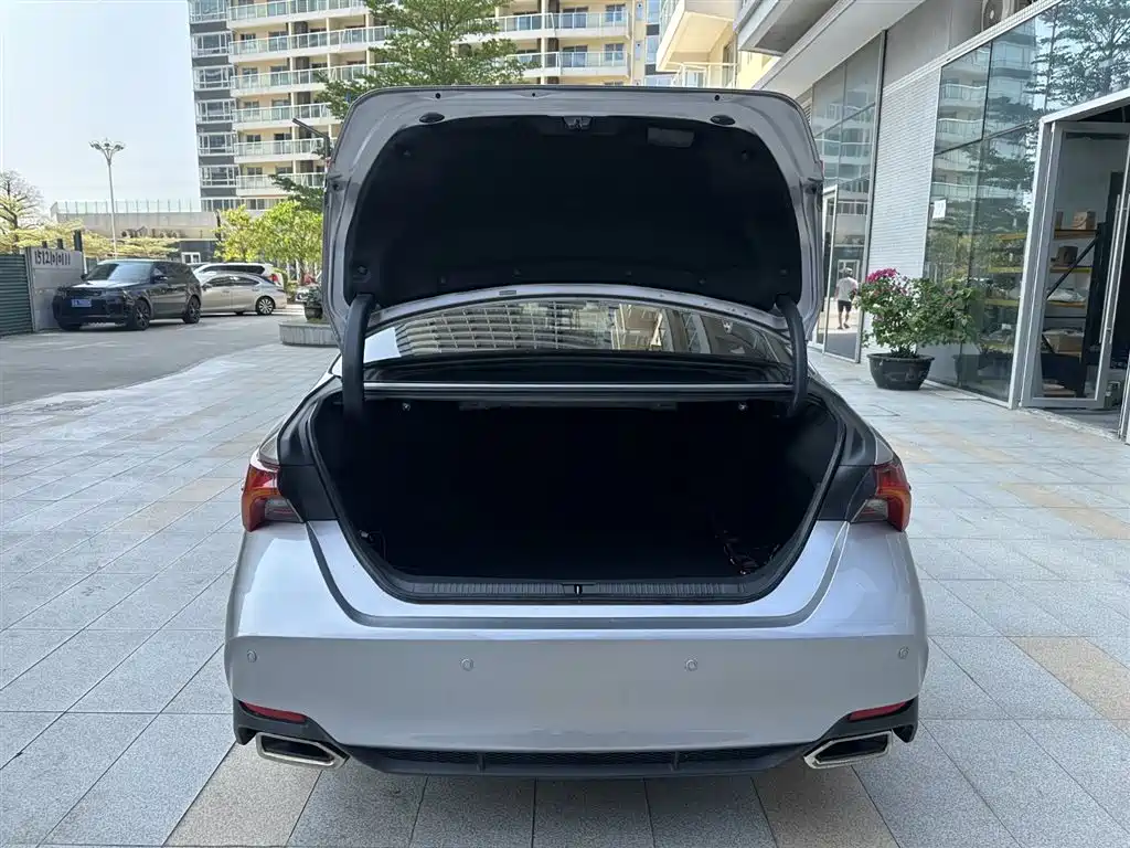 Toyota Avalon 2021 2.5L Luxury Edition фото 12