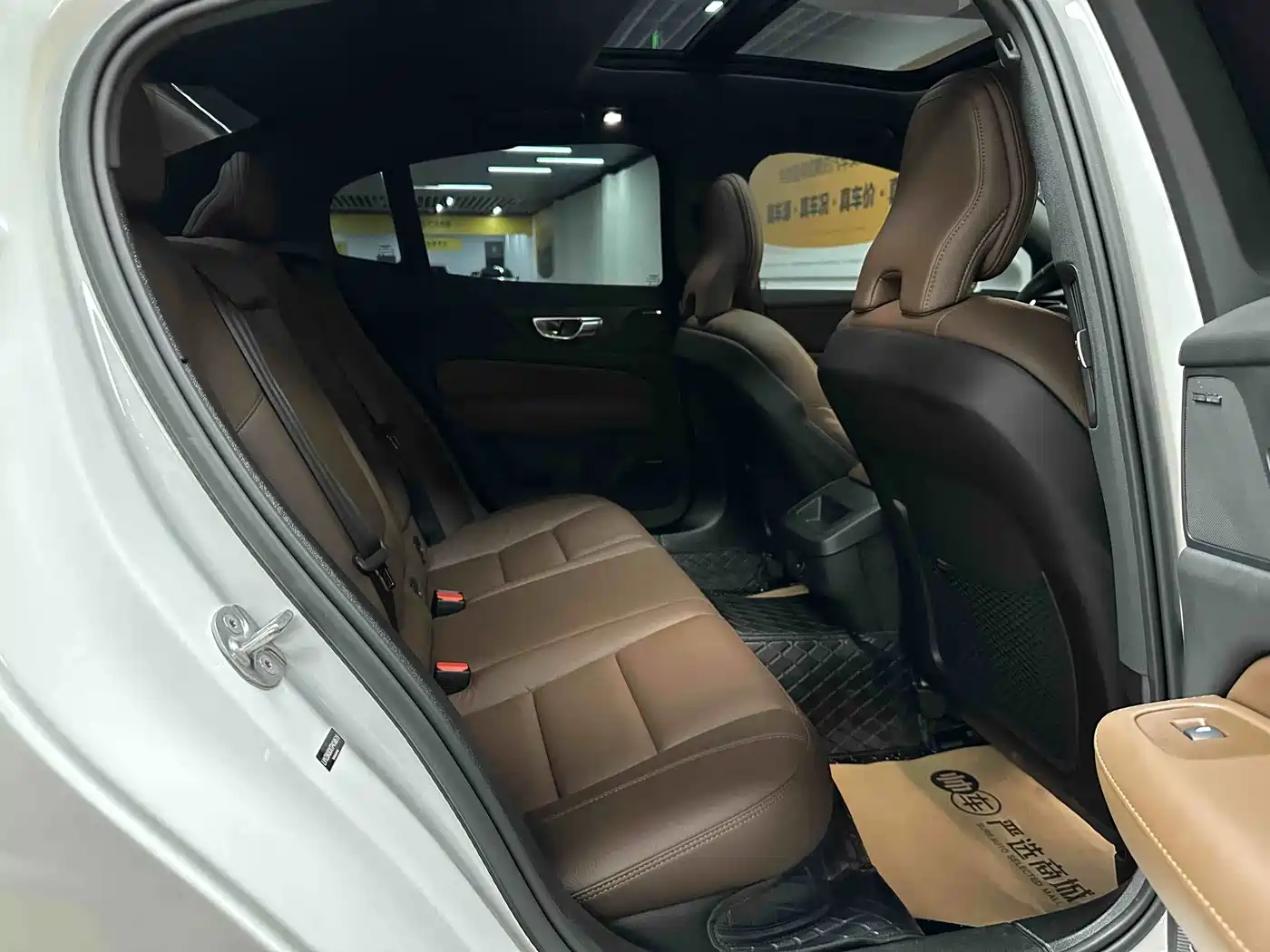 Volvo S60 2026 2026 B4 Smart Beyond Luxury Edition