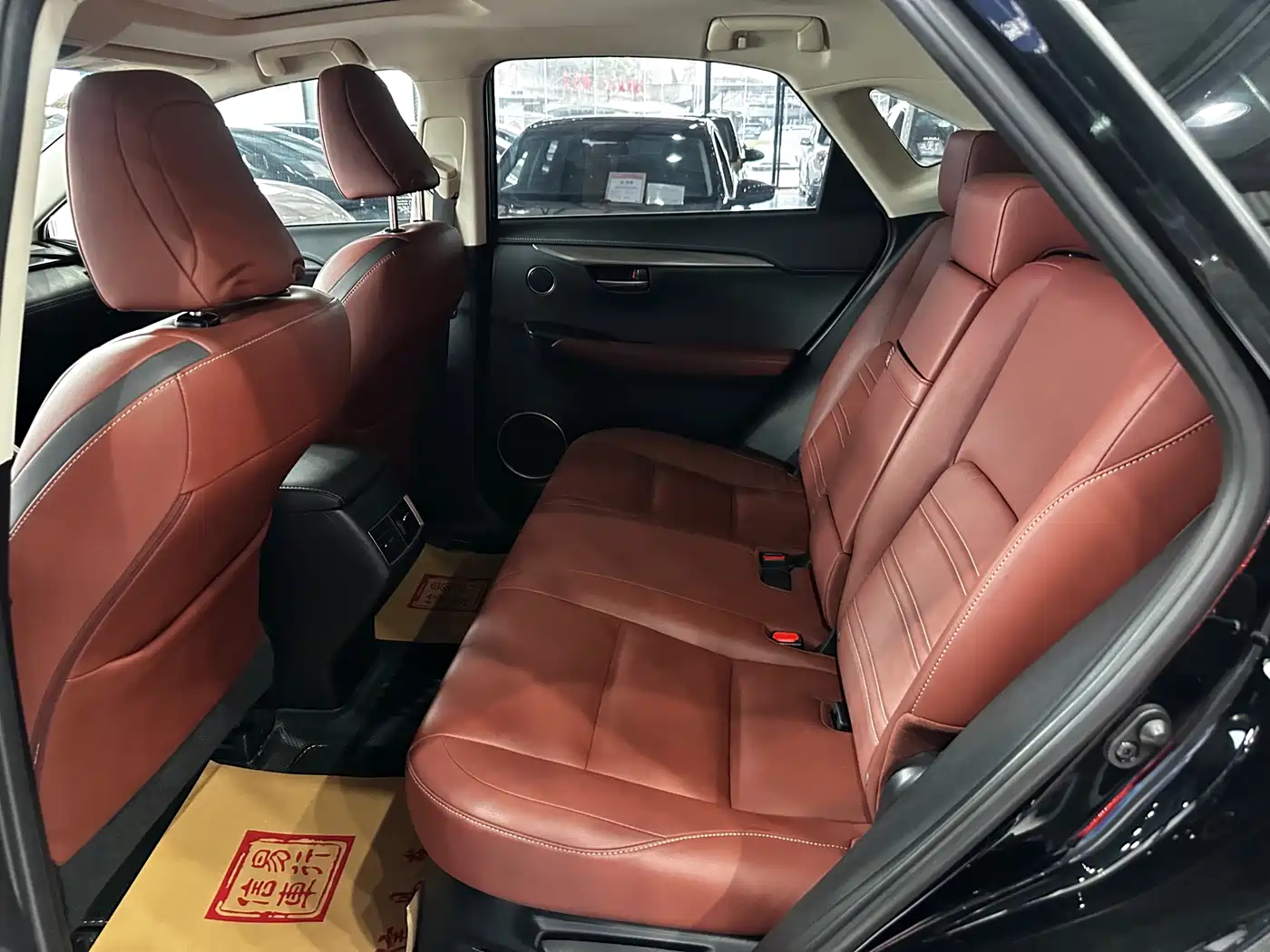 Lexus NX 2016 200 AWD F Sport фото 8