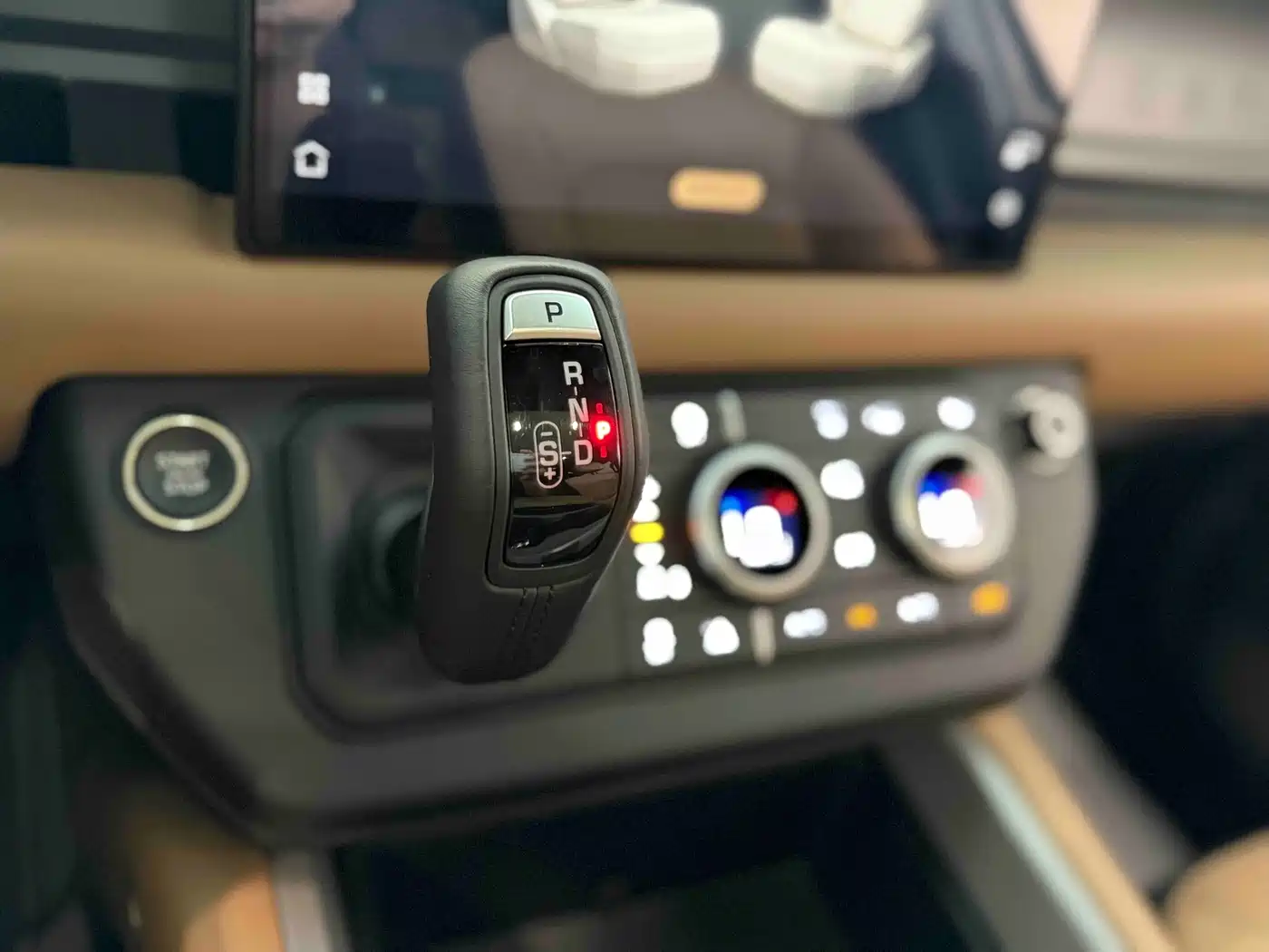 Land Rover Defender 2025 2025 110 3.0T P400 -Dynamic HSE