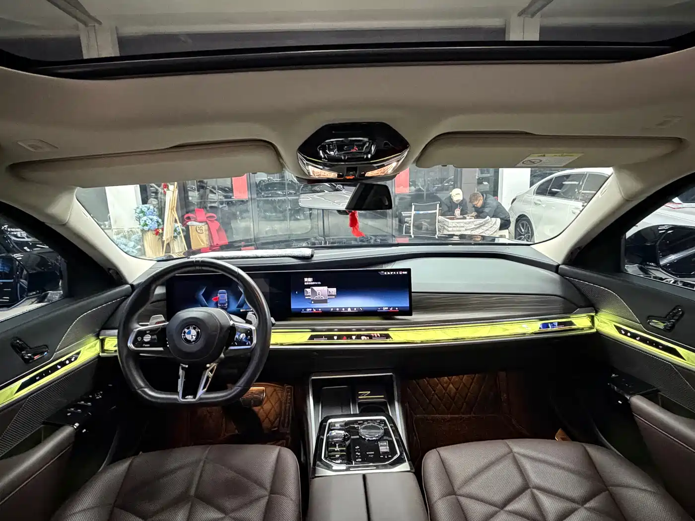 BMW 7 Series 2023 Model 735Li M Sport Package фото 5