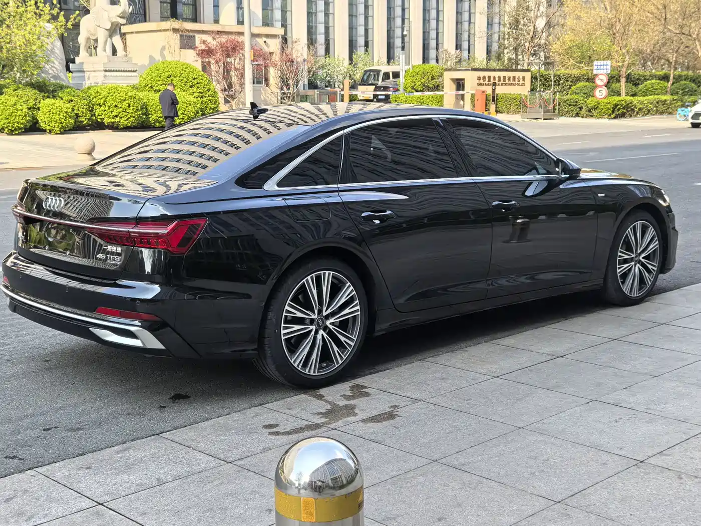 Audi A6L 2024 45 TFSI Premium Dynamic фото 6