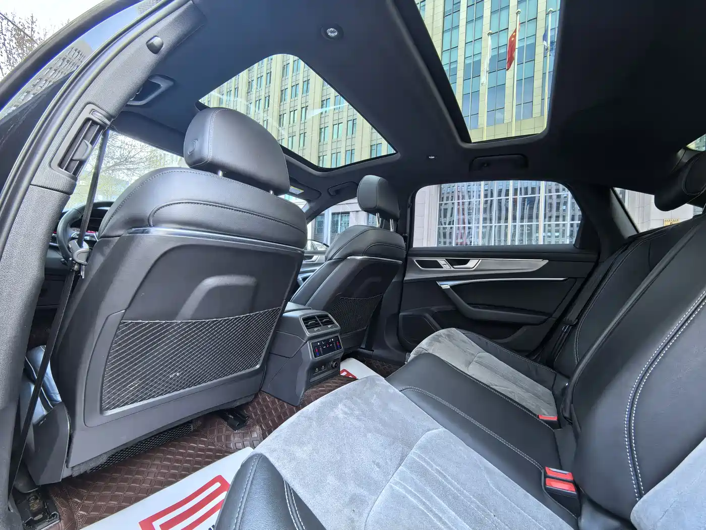 Audi A6L 2024 45 TFSI Premium Dynamic фото 13