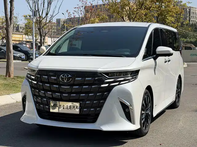 TOYOTA ELFA