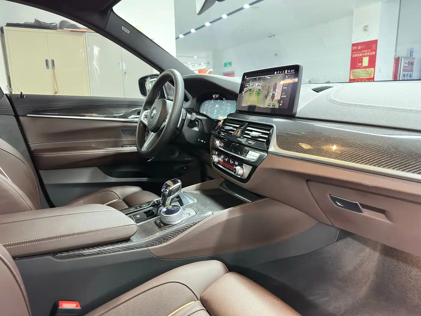 BMW 6 Series GT 2022 Model 630i M Sport Grand Tourer Edition фото 17