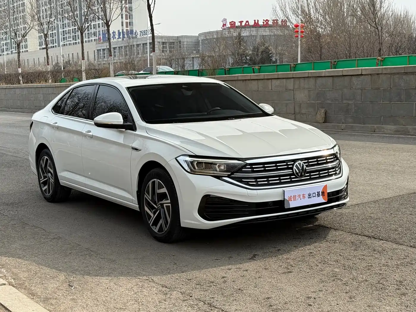 Volkswagen Sagitar 2023 Model Year 280TSI DSG Surpass Edition фото 2