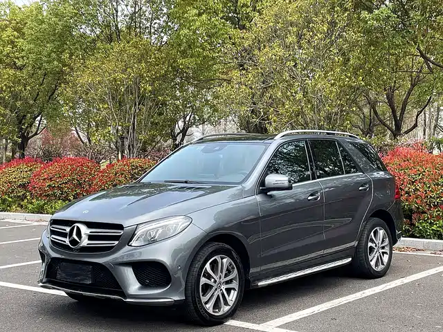 MERCEDES-BENZ GLE