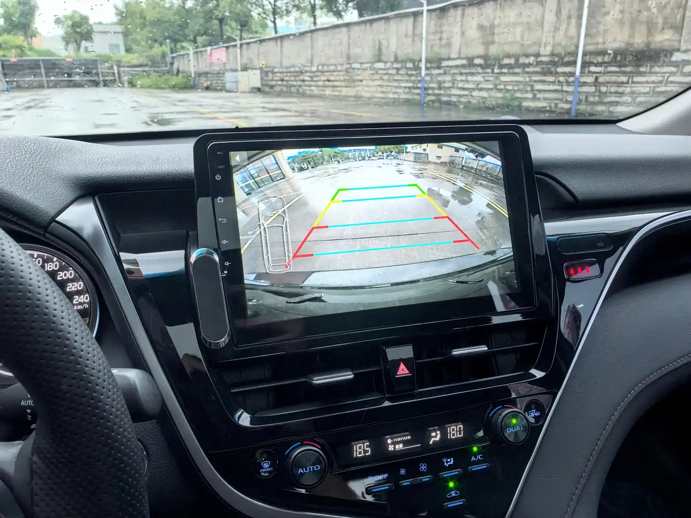 Toyota Camry 2021 2.0G Luxury Edition фото 11