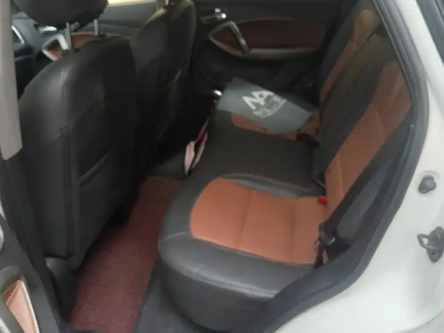 Фото 11 - Haima S5