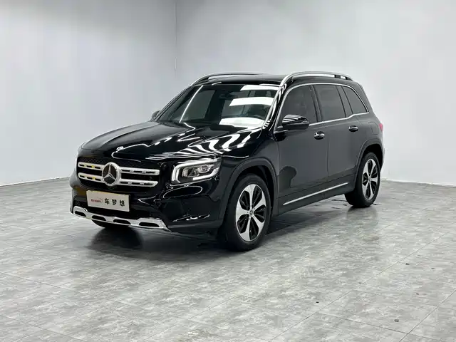 MERCEDES-BENZ GLB