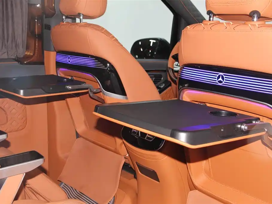Mercedes-Benz Vito 2024 2.0T Business 7-Seater фото 26