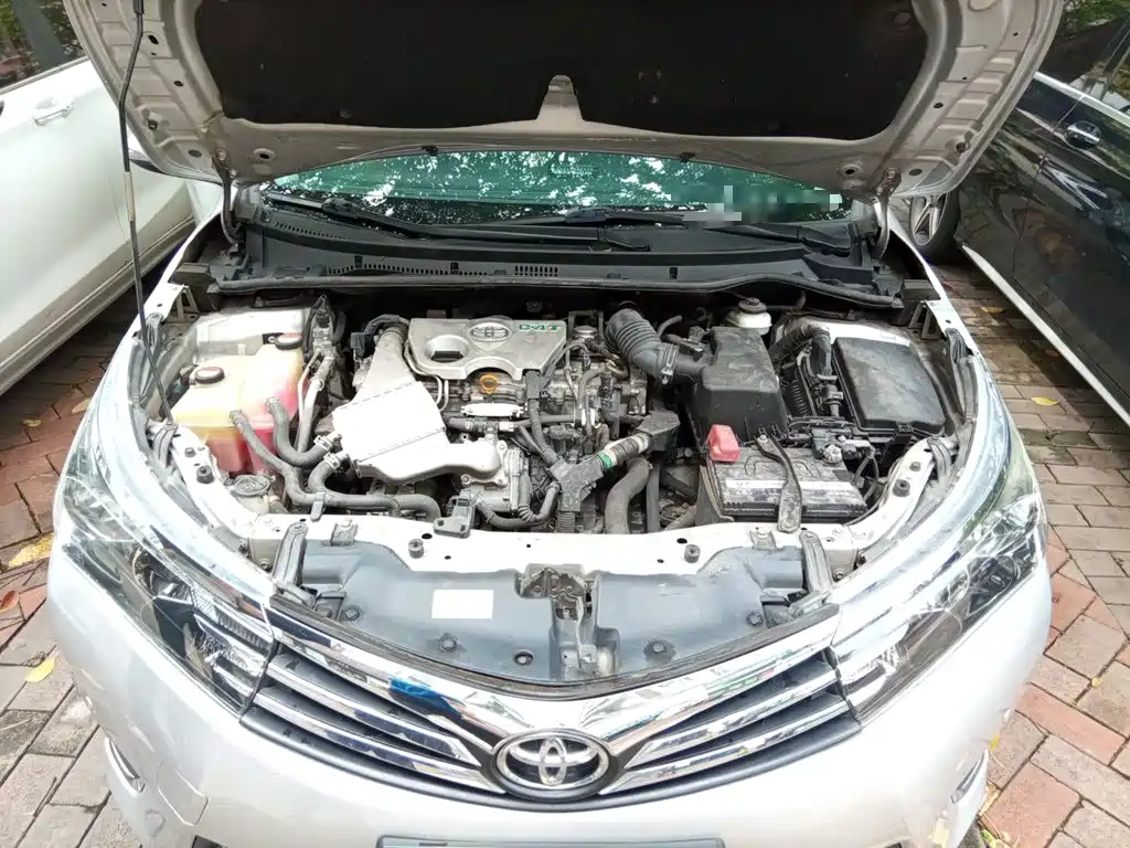 Фото 21 - Toyota Corolla