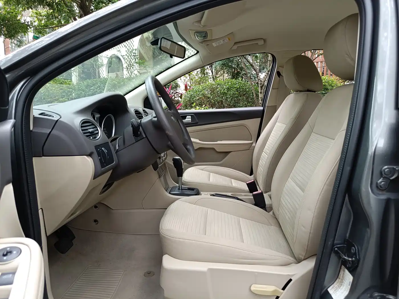 Ford Focus 2013 2013 Sedan Classic 1.8L Automatic Base