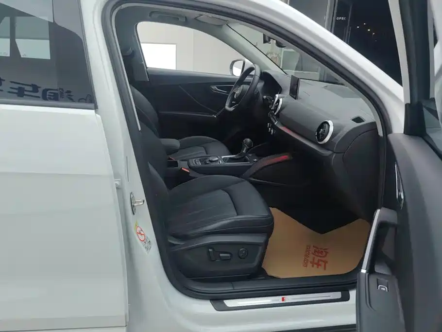 Audi Q2L 2024 2024 35TFSI Fashion Sport
