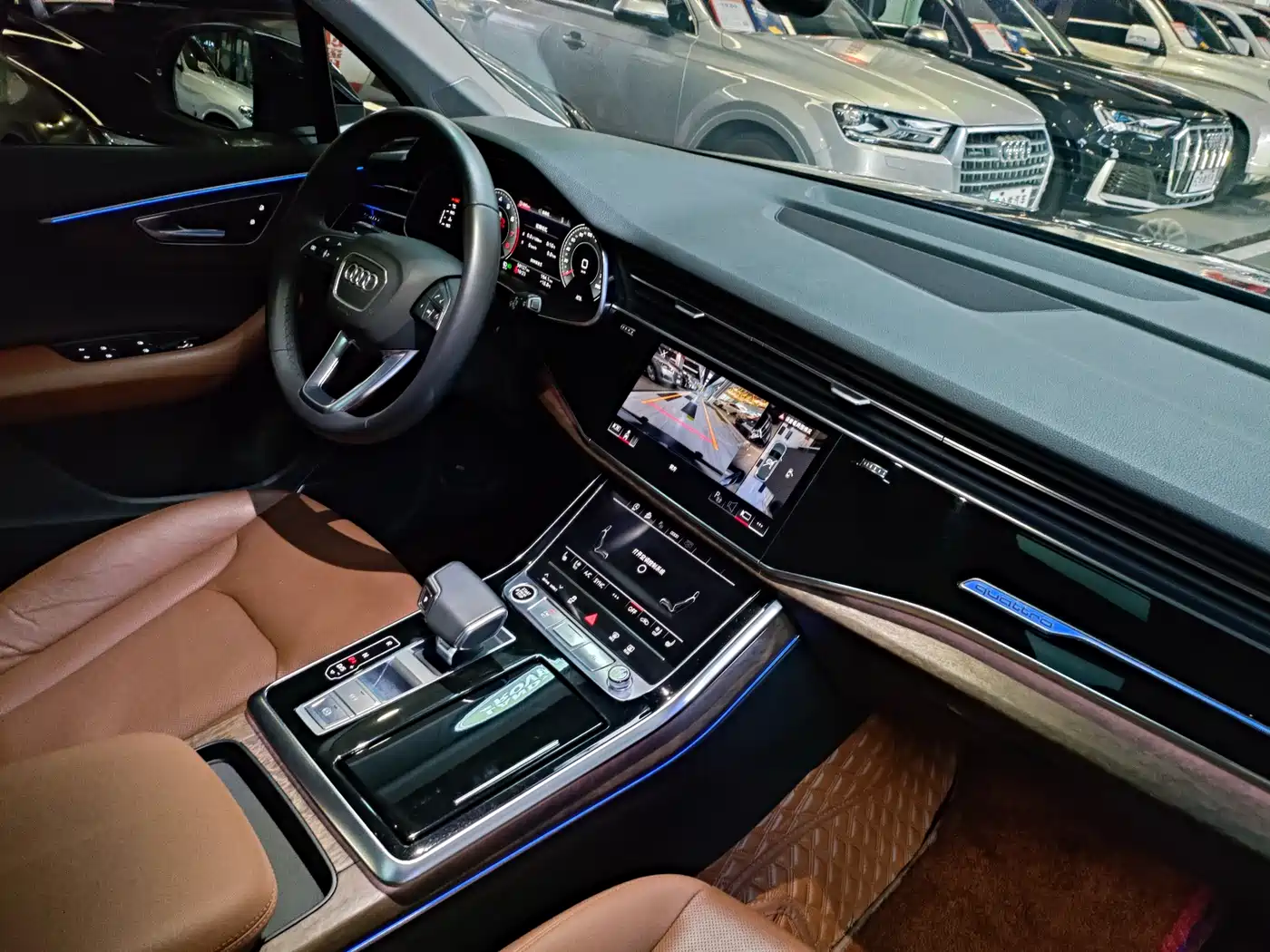 AUDI Q7