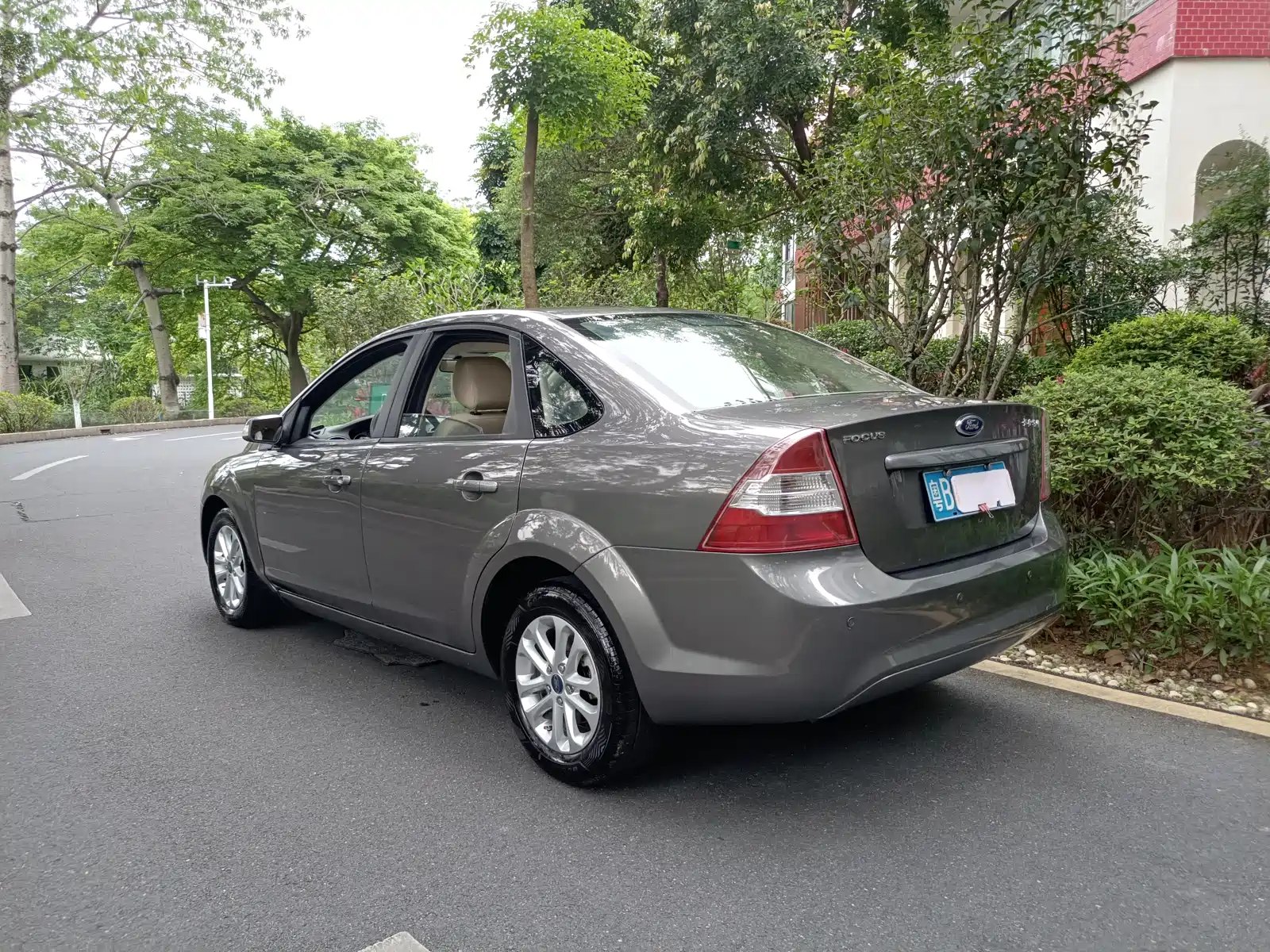 Фото 3 - Ford Focus