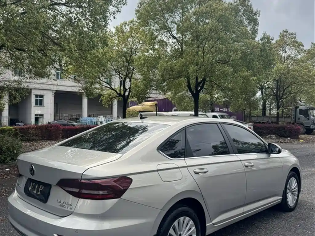 Volkswagen Lavida 2021 280TSI DSG Comfort Edition фото 10