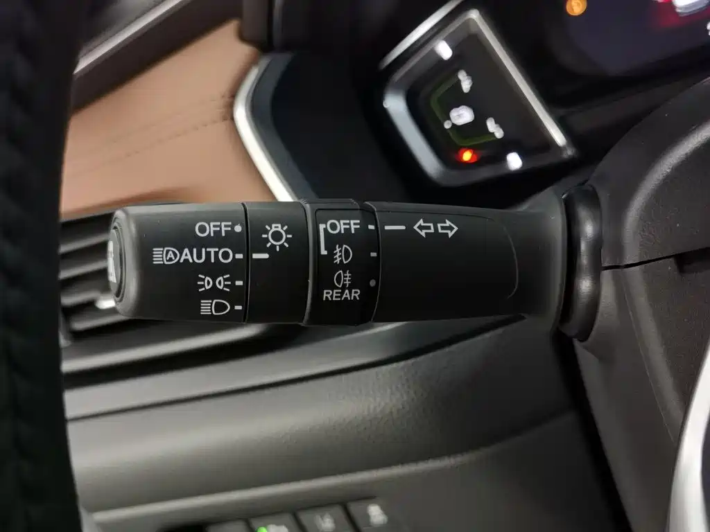 Honda ENVIX 2023 2022 Sharp Hybrid 1.5L Pure Shine