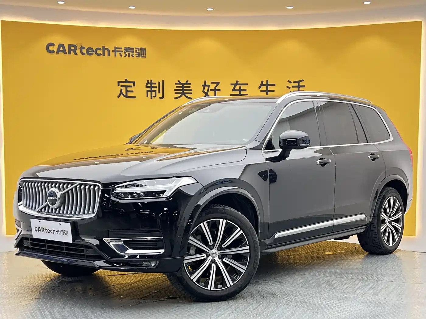VOLVO XC90