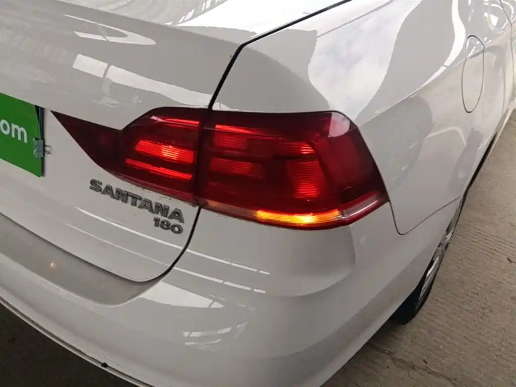 Volkswagen Santana 2016 1.6L Automatic Trend Edition фото 8
