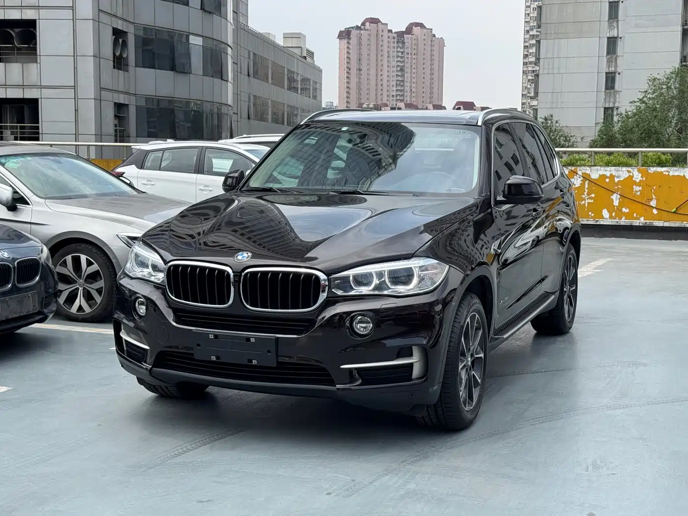 BMW X5 (Import) 2014 xDrive35i Leading фото 2